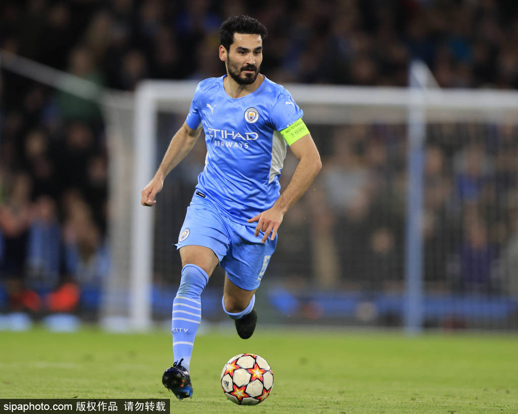 队报：法国队世界杯26人大名单已经确定16人，竞争很激烈