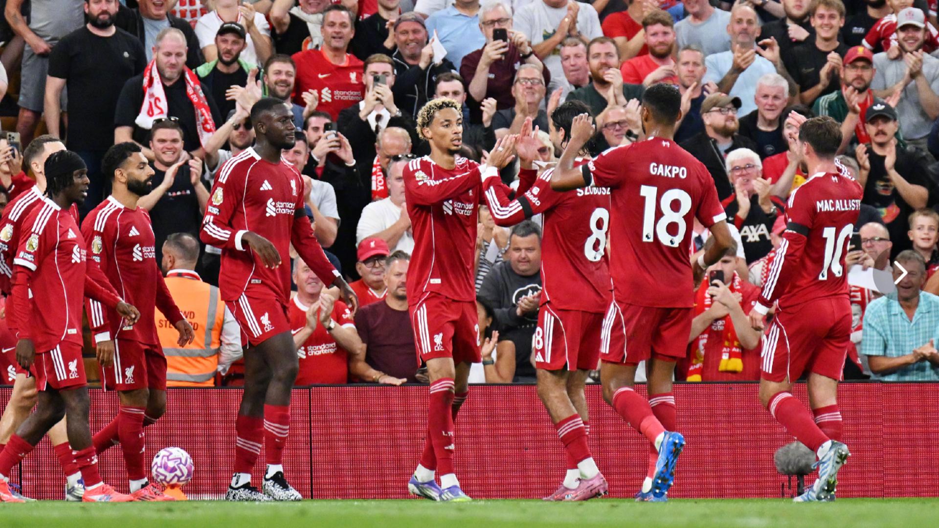 半场战报：巴西2-0塞内加尔，埃斯特旺、卡塞米罗建功