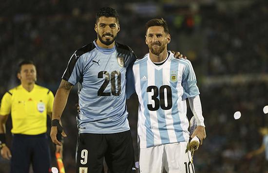 活久见！亚冠输球垫底后一个个神采飞扬，1人大谈向第5冠拼搏！（离谱！亚冠告负仍垫底却集体神采奕奕，一人放话冲击第5冠）