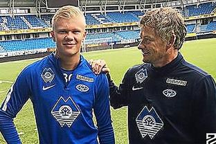 怀特复出力助阿森纳争冠，枪手伤病潮下的坚强回应