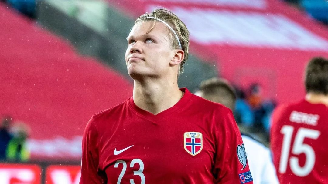 意媒：罗马瞄准齐尔克泽和弗伦德鲁普，计划冬窗补强锋线中场