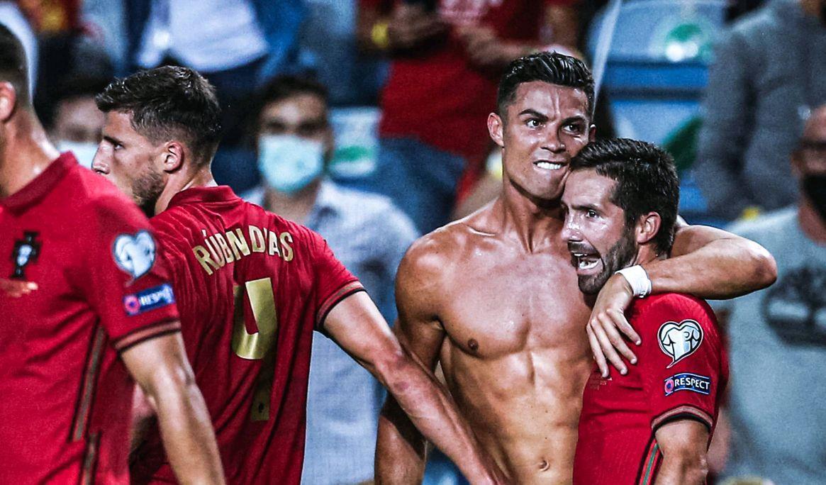 荷兰足协官方：小克鲁伊维特因伤缺战立陶宛，已经返回俱乐部（荷兰足协宣布：小克鲁伊维特因伤无缘对阵立陶宛，已返回俱乐部）