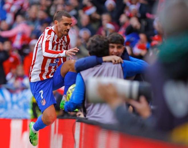 伯恩茅斯VS切尔西：黑马风暴对决蓝军豪门，活力球场生死博弈（伯恩茅斯对阵切尔西：黑马冲击蓝军豪门，活力球场上演生死之战）