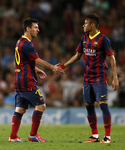 法比奥：他们开玩笑说我拿金靴但冠军挂零，希望在足协杯破零（法比奥：被调侃金靴在手却无冠，盼足协杯实现首冠）