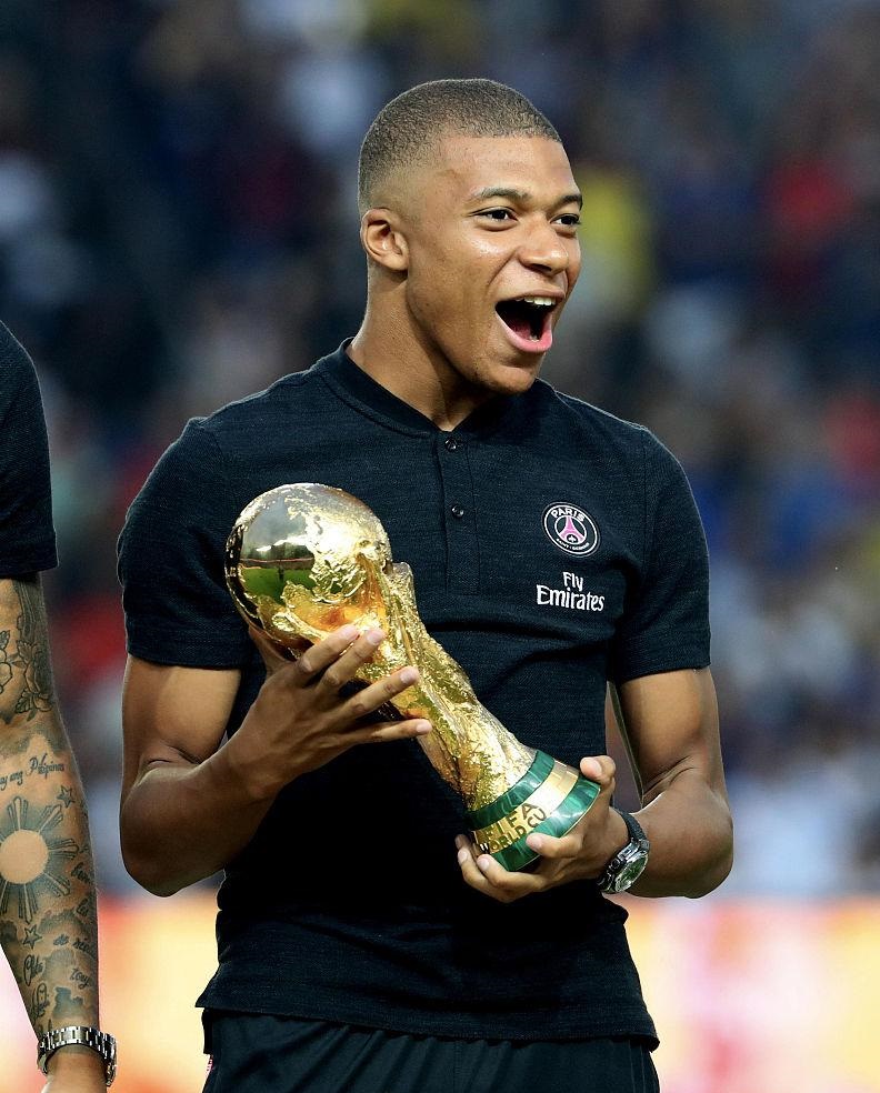 张本智和被弃用？混团世界杯决赛：小心烟雾弹，国乒需做两手准备（混团世界杯决赛前瞻：张本智和或遭雪藏？谨防烟幕弹，国乒需双预案应对）