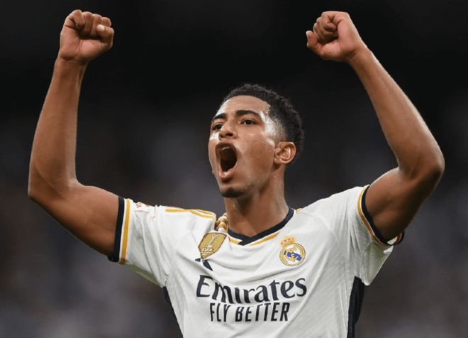 卡拉格：我认为萨拉赫的行为是耻辱，这是和经纪人精心安排的（卡拉格怒斥萨拉赫：其行为可耻，系与经纪人精心策划）