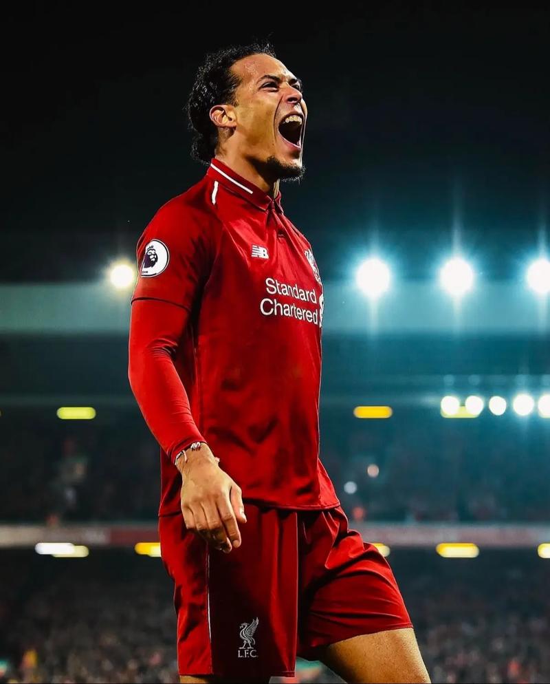 什琴斯尼缺阵，特尔施特根回归！巴萨对阵奥萨苏纳前的门将危机与希望（特尔施特根复出、什琴斯尼缺席：巴萨战奥萨苏纳前的门将危机与曙光）