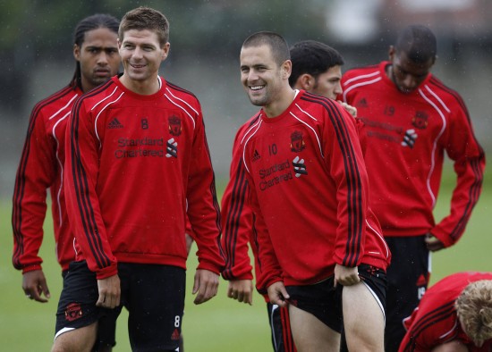 青木还是强啊！格林伍德上演梅开二度，本赛季各项赛事攻入13球（青木火力全开！格林伍德梅开二度，赛季进球已达13球）