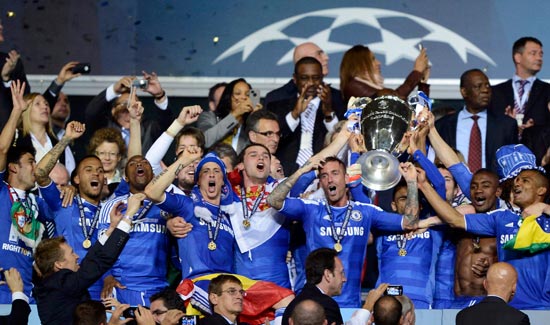 半场开香槟，兰德维尔以为自己稳了，没想到查里尔的输出还在后面！