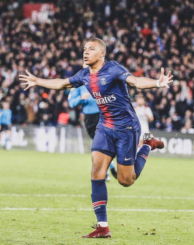 如何提升传中成功率？（提升传中成功率的关键方法）