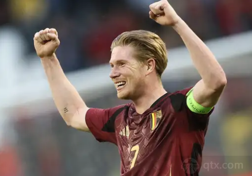 德罗西：热那亚主动向我发出邀约，现在渴望尽快拿到积分（德罗西称已获热那亚主动邀约，盼尽快抢分）