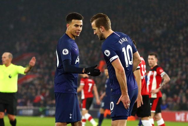 尤文官方：弗拉霍维奇左长收肌肌肉肌腱交界处严重损伤（尤文官宣：弗拉霍维奇左侧长收肌肌腱交界区重伤）