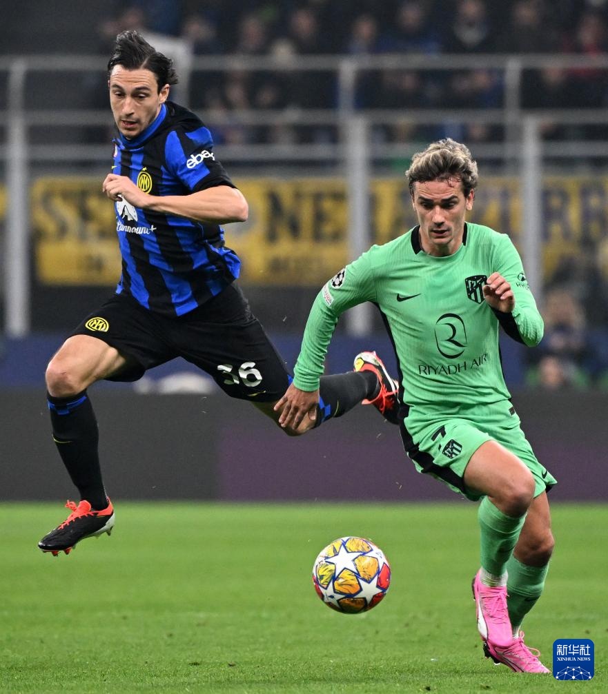 京媒：之前受伤的李磊今天参与国安赛前训练，冯博轩因伤缺席（国安赛前训练：李磊伤情好转参与合练，冯博轩因伤缺席）