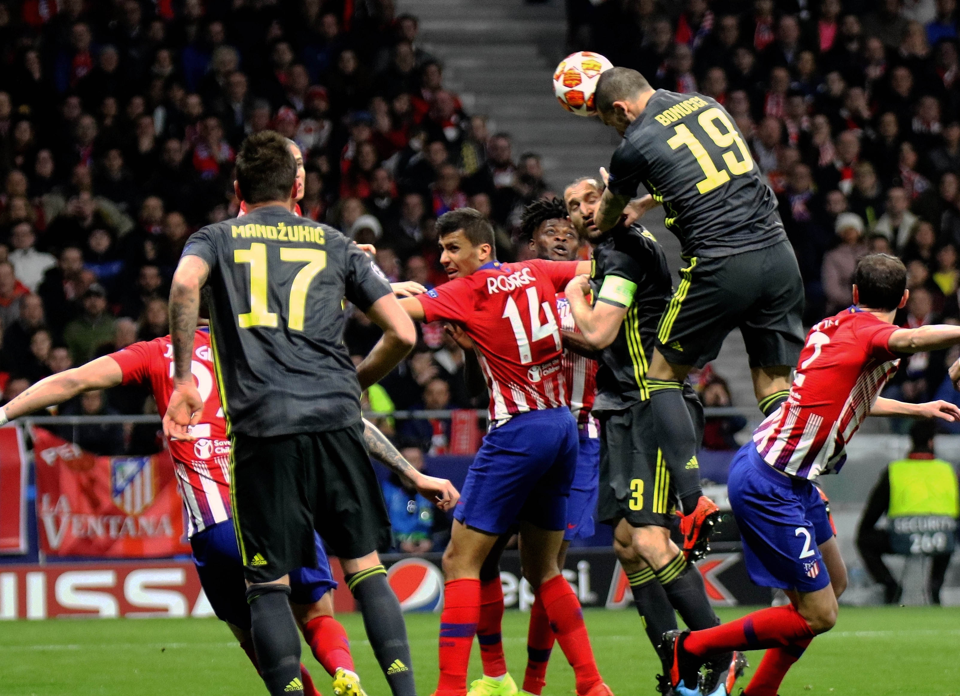 快船新星崭露锋芒 替补砍17分大胜老鹰终结五连败