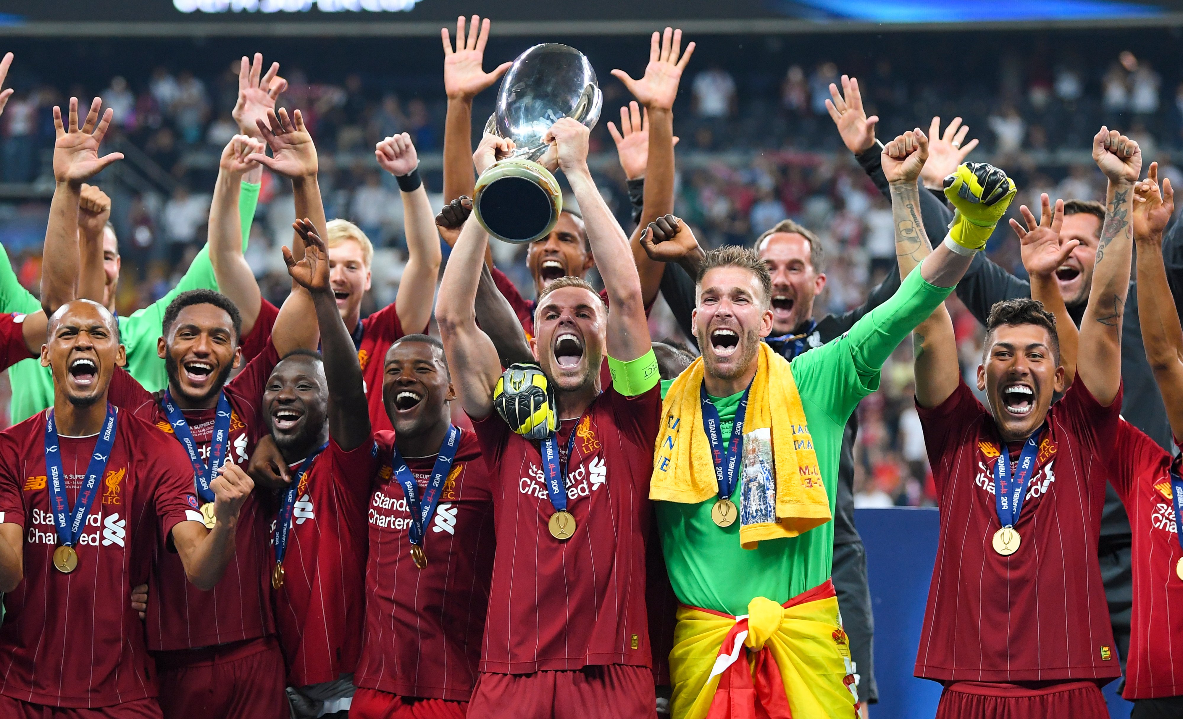 热议女足0-8英格兰：换帅至今到底练了啥；选材是否该大型化（女足0-8英格兰惹热议：换帅收效几何？选材是否应走高大型路线）