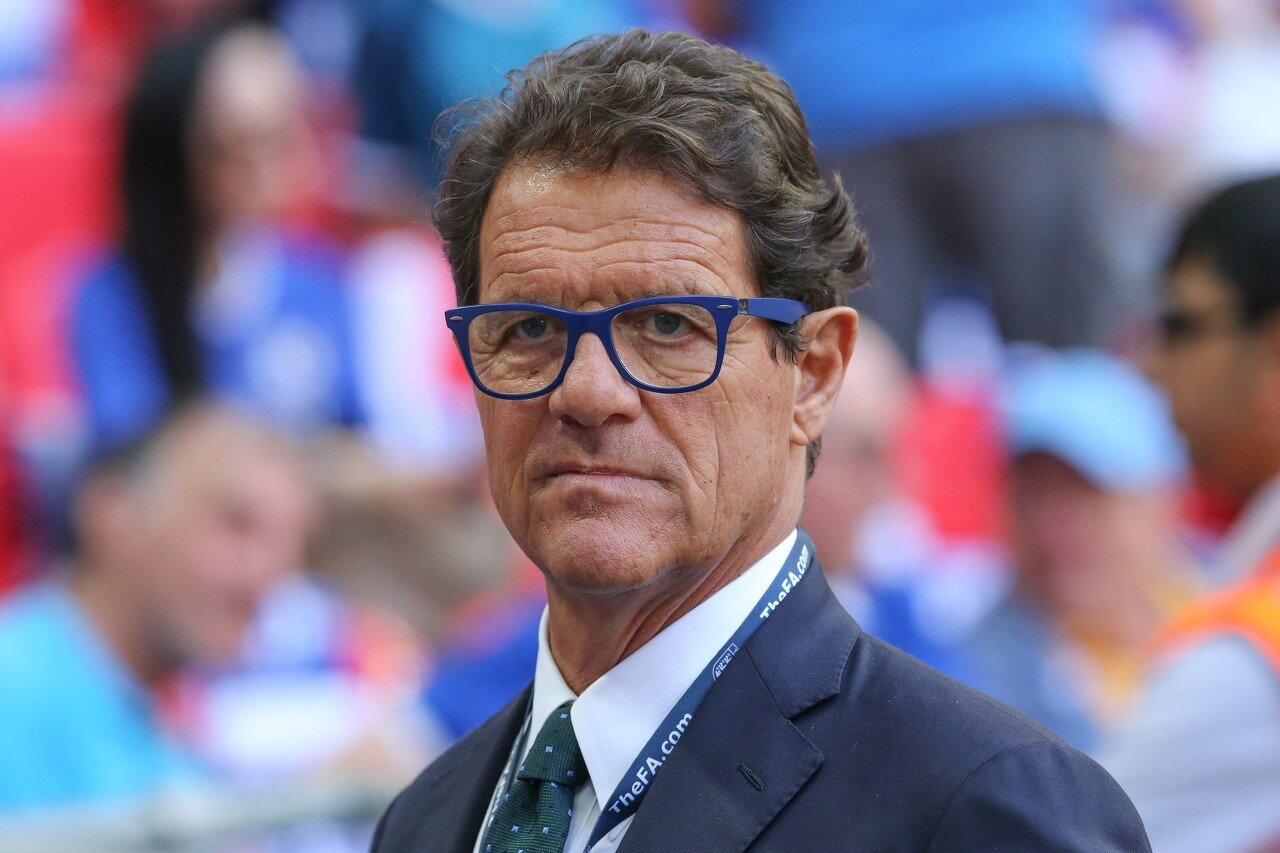 皇马因战绩不佳和阵容问题，计划引进新帅，克洛普和齐达内均被考虑，伊拉奥拉或成接班人。（战绩不佳叠加阵容问题，皇马启动换帅：克洛普、齐达内入选，伊拉奥拉有望接任）