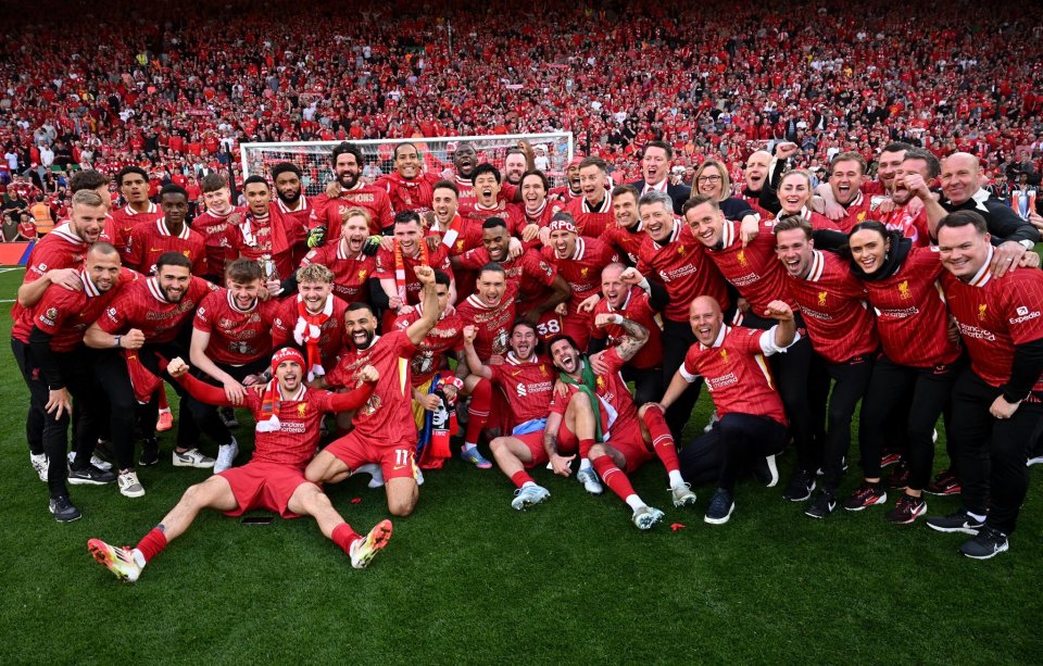 雷迪克：斯玛特防守端的拼劲和投入度做到了极致（雷迪克：斯玛特在防守端的拼劲与投入达到了顶峰）